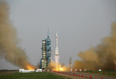 China Launches 1st Female Astronaut and 2 Men to Space Lab
